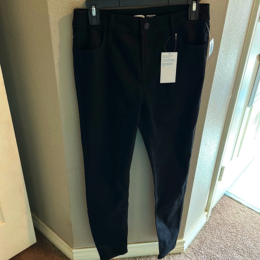 Old Navy black super skinny jeans